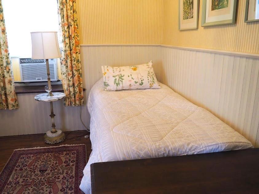 Chrysler House Bed and Breakfast Gananoque Εξωτερικό φωτογραφία