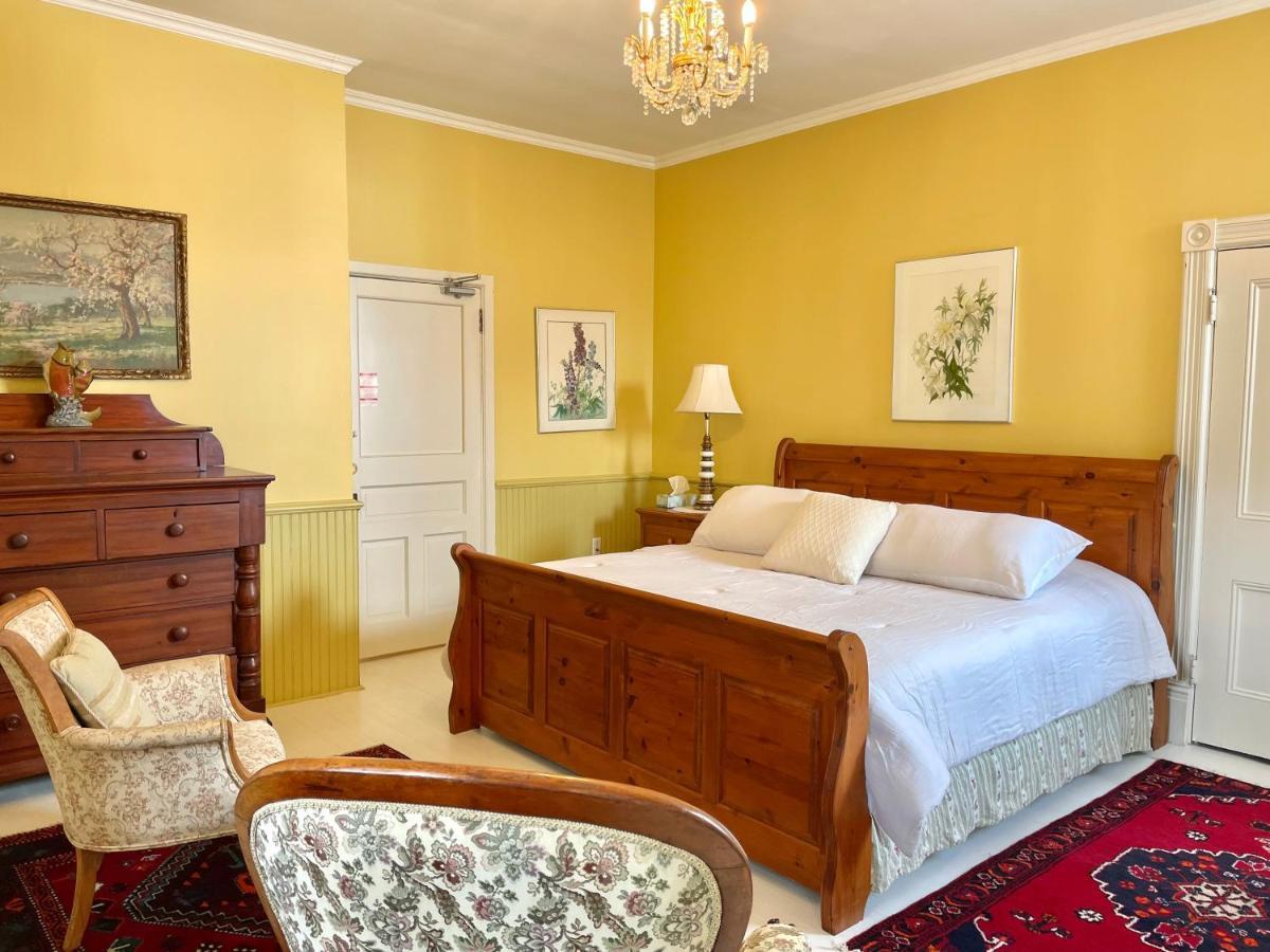 Chrysler House Bed and Breakfast Gananoque Εξωτερικό φωτογραφία