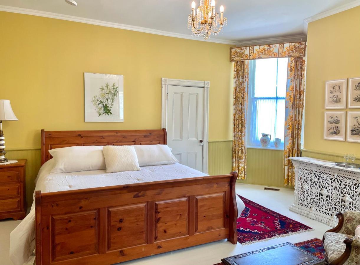 Chrysler House Bed and Breakfast Gananoque Εξωτερικό φωτογραφία