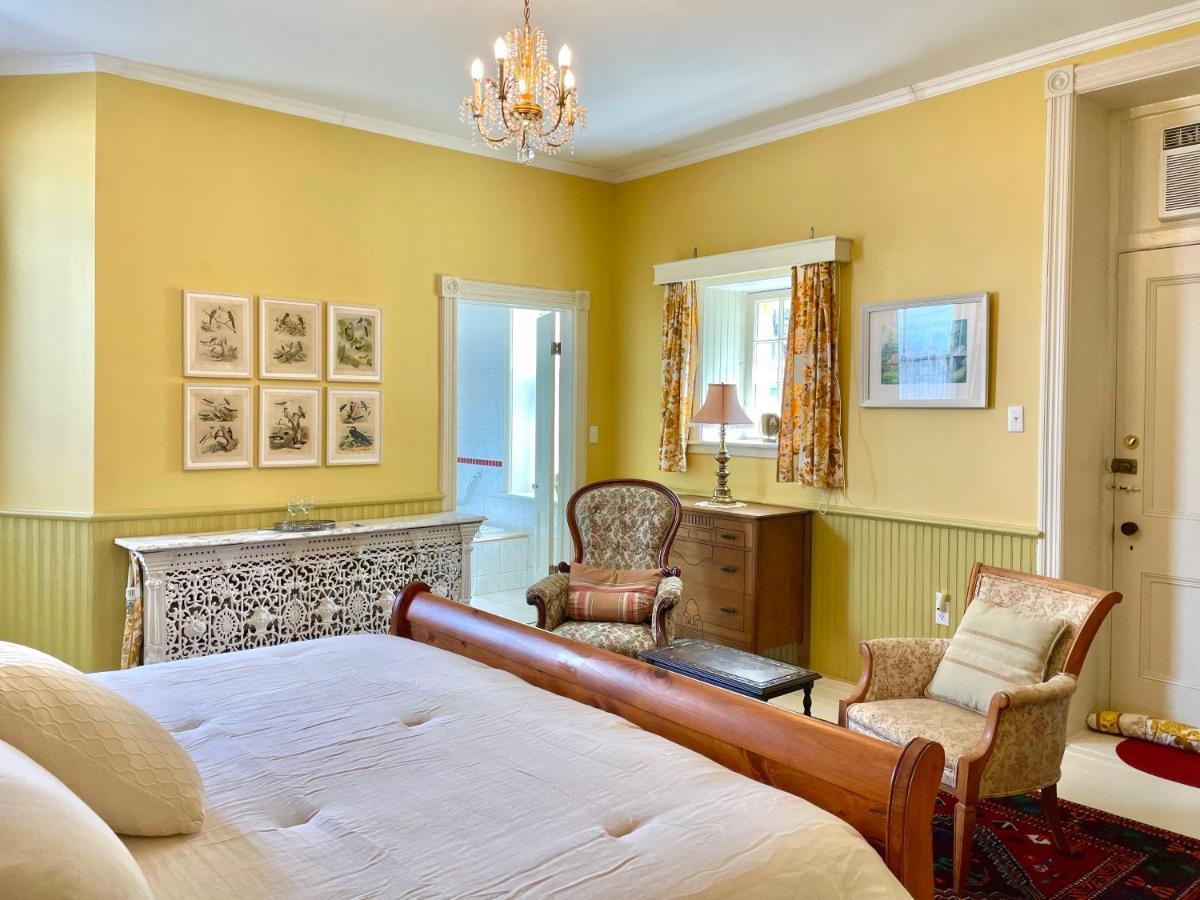 Chrysler House Bed and Breakfast Gananoque Εξωτερικό φωτογραφία