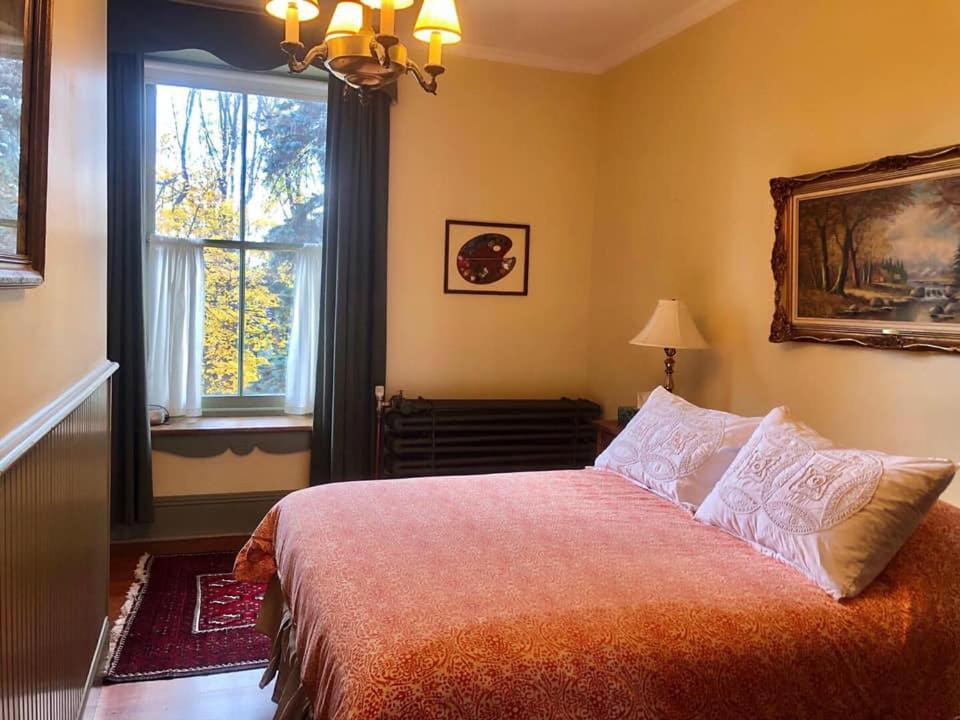 Chrysler House Bed and Breakfast Gananoque Εξωτερικό φωτογραφία